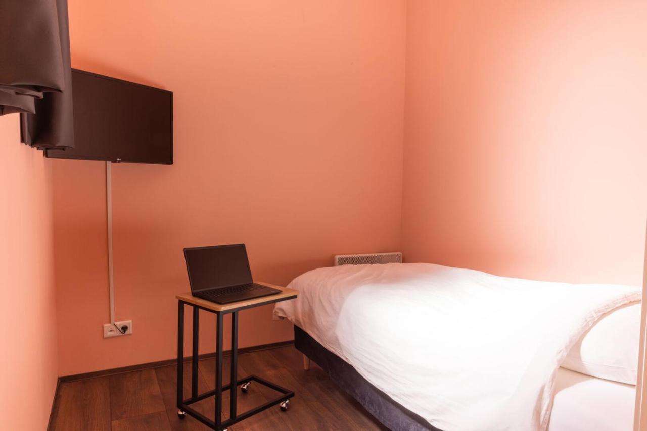 ניואהסחאנס Hotel Leeuwerik מראה חיצוני תמונה